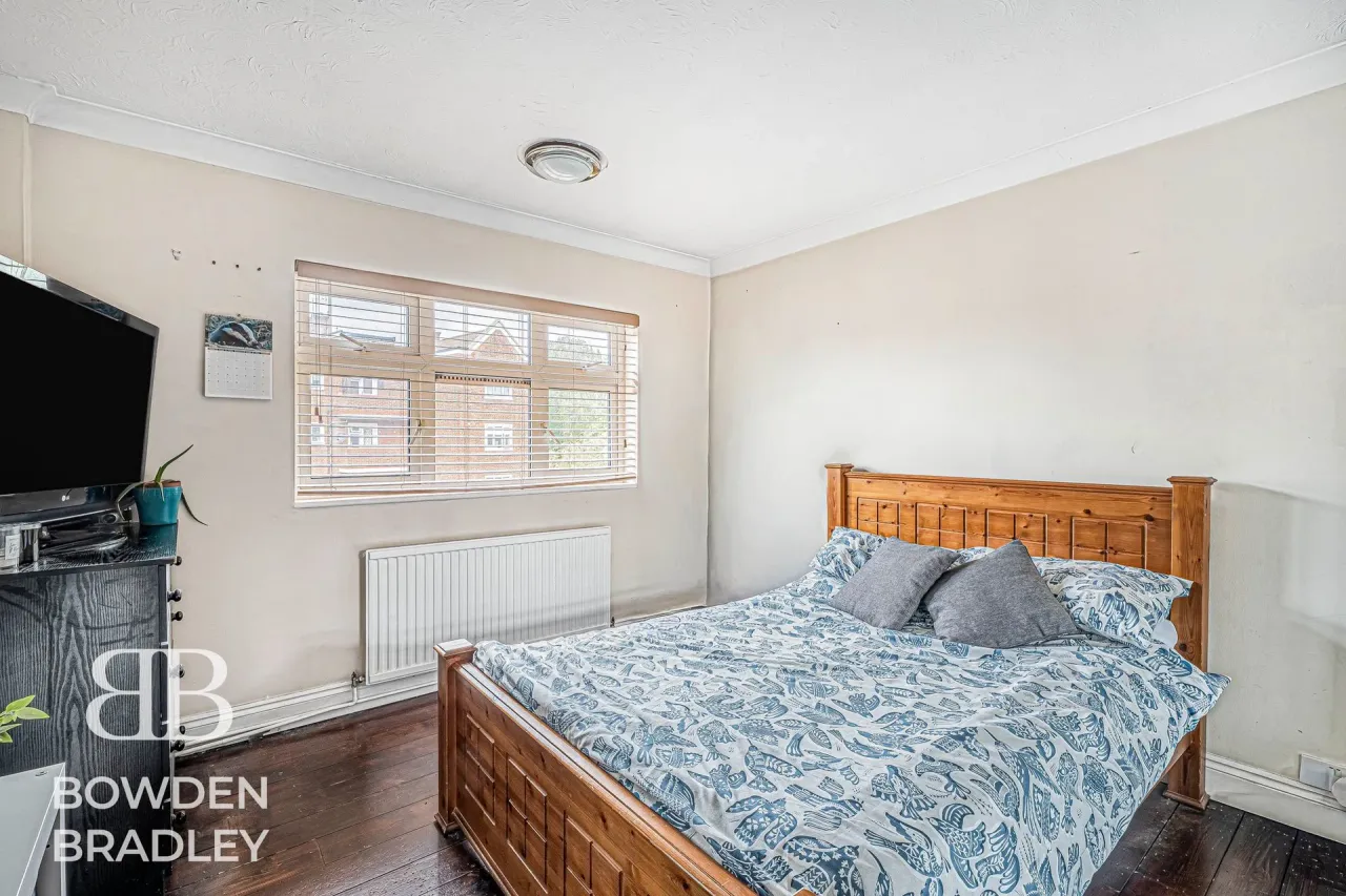 Hermitage Walk, South Woodford, E18, photo 33