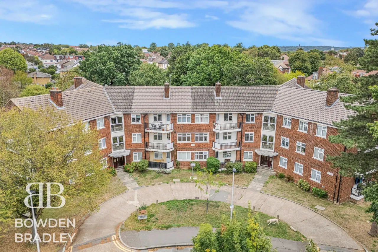 Hermitage Walk, South Woodford, E18, photo 4