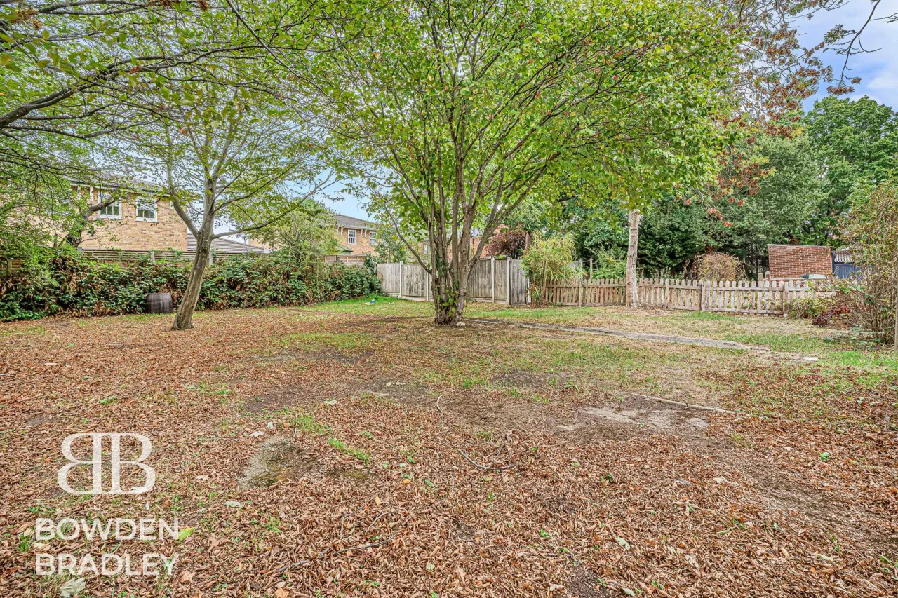 Hermitage Walk, South Woodford, E18, photo 20