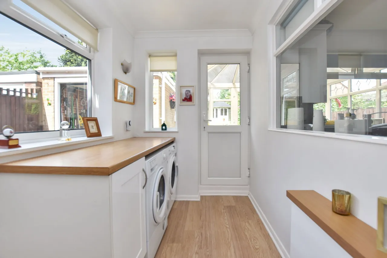 Johns Avenue, LOFTHOUSE, Wakefield WF3 3LU, photo 9
