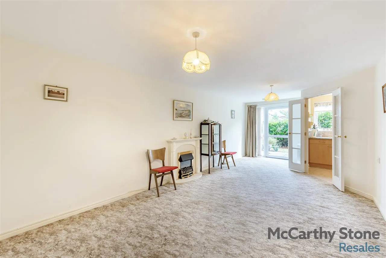 Chester Road, Little Sutton, CH66, photo 29