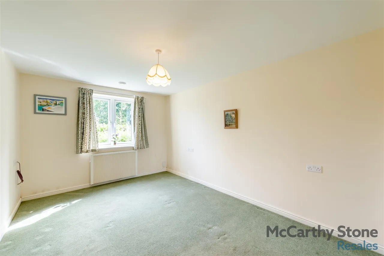 Chester Road, Little Sutton, CH66, photo 6