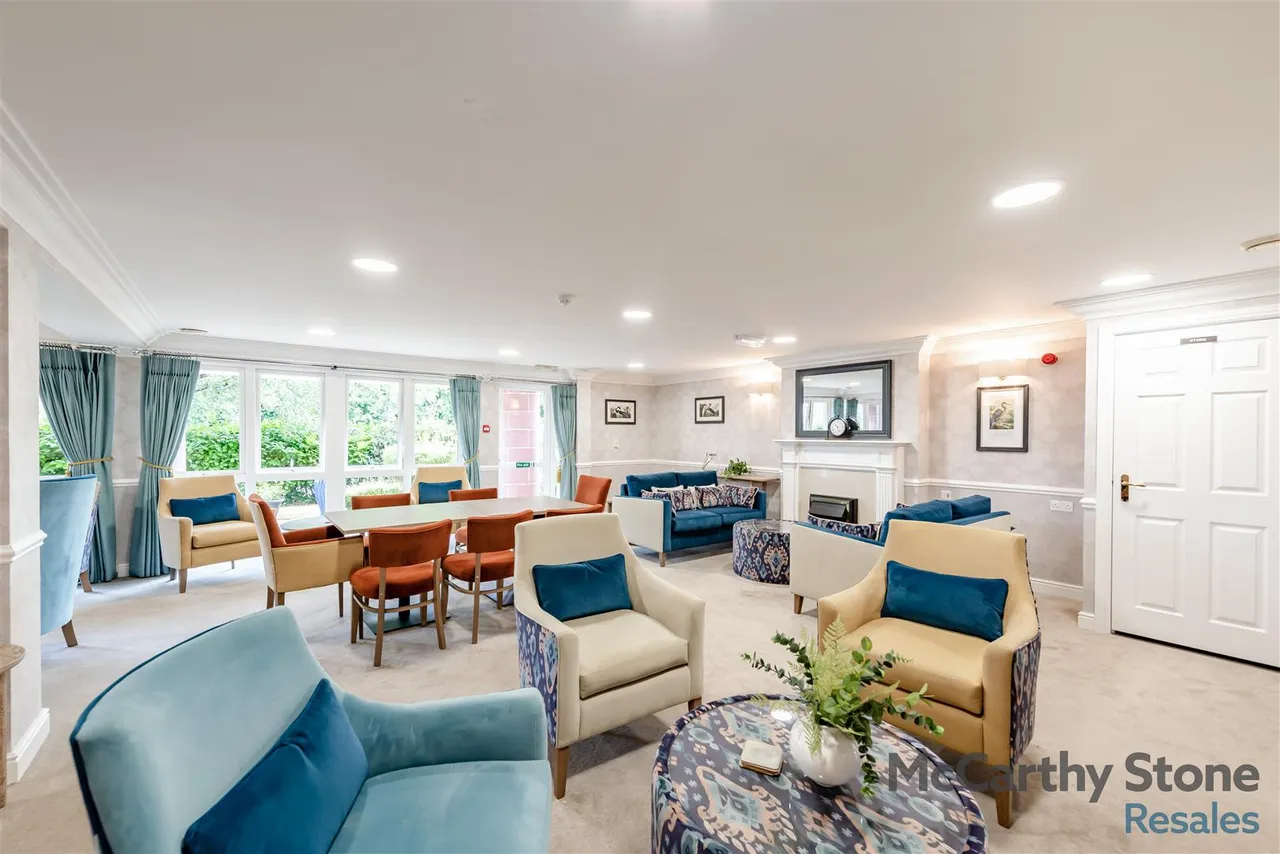Chester Road, Little Sutton, CH66, photo 10