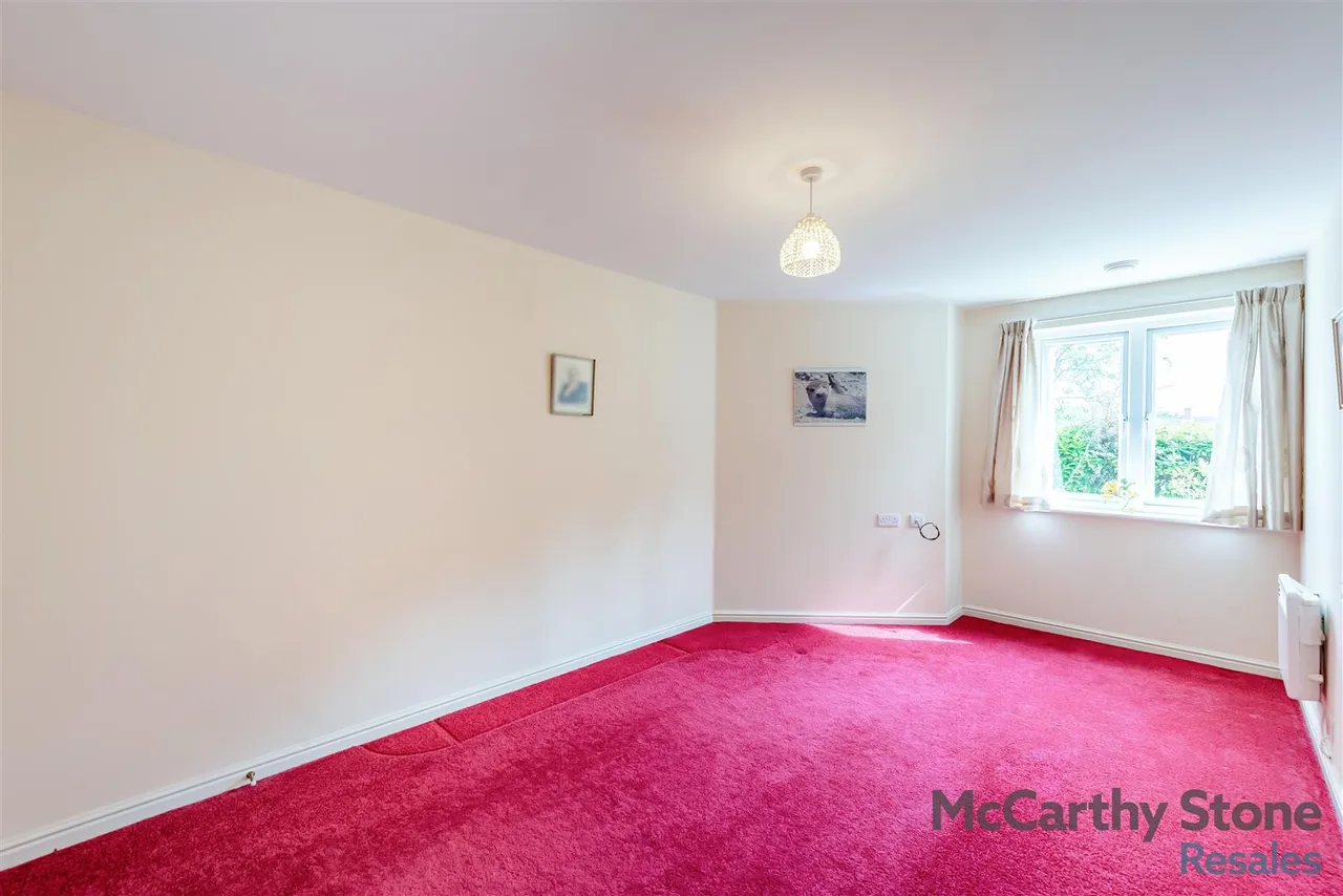 Chester Road, Little Sutton, CH66, photo 20