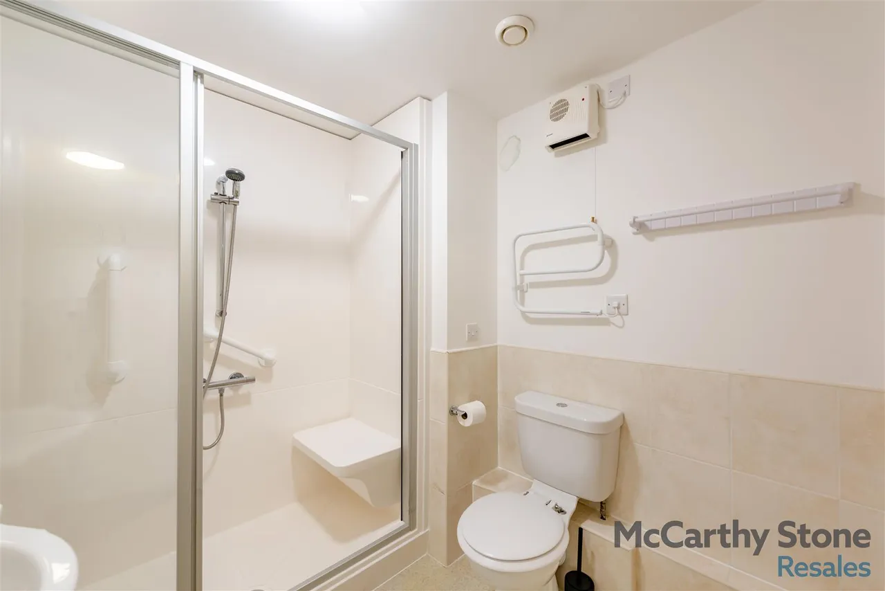 Chester Road, Little Sutton, CH66, photo 21