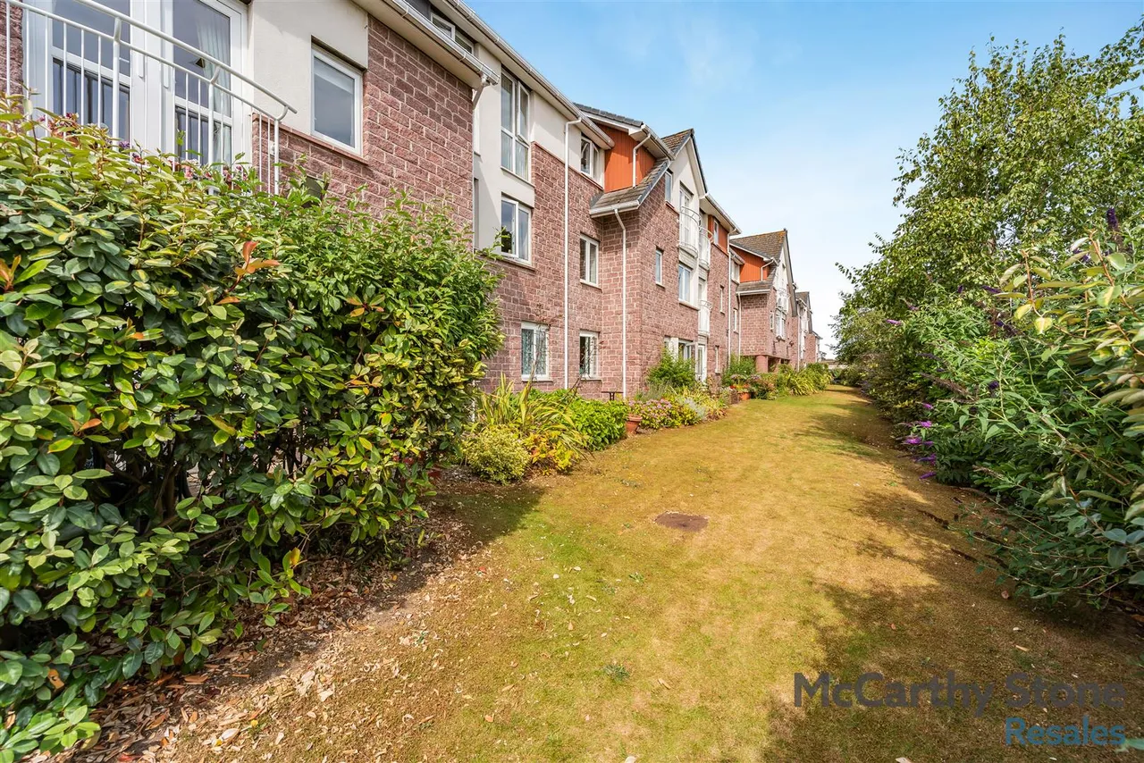 Chester Road, Little Sutton, CH66, photo 41