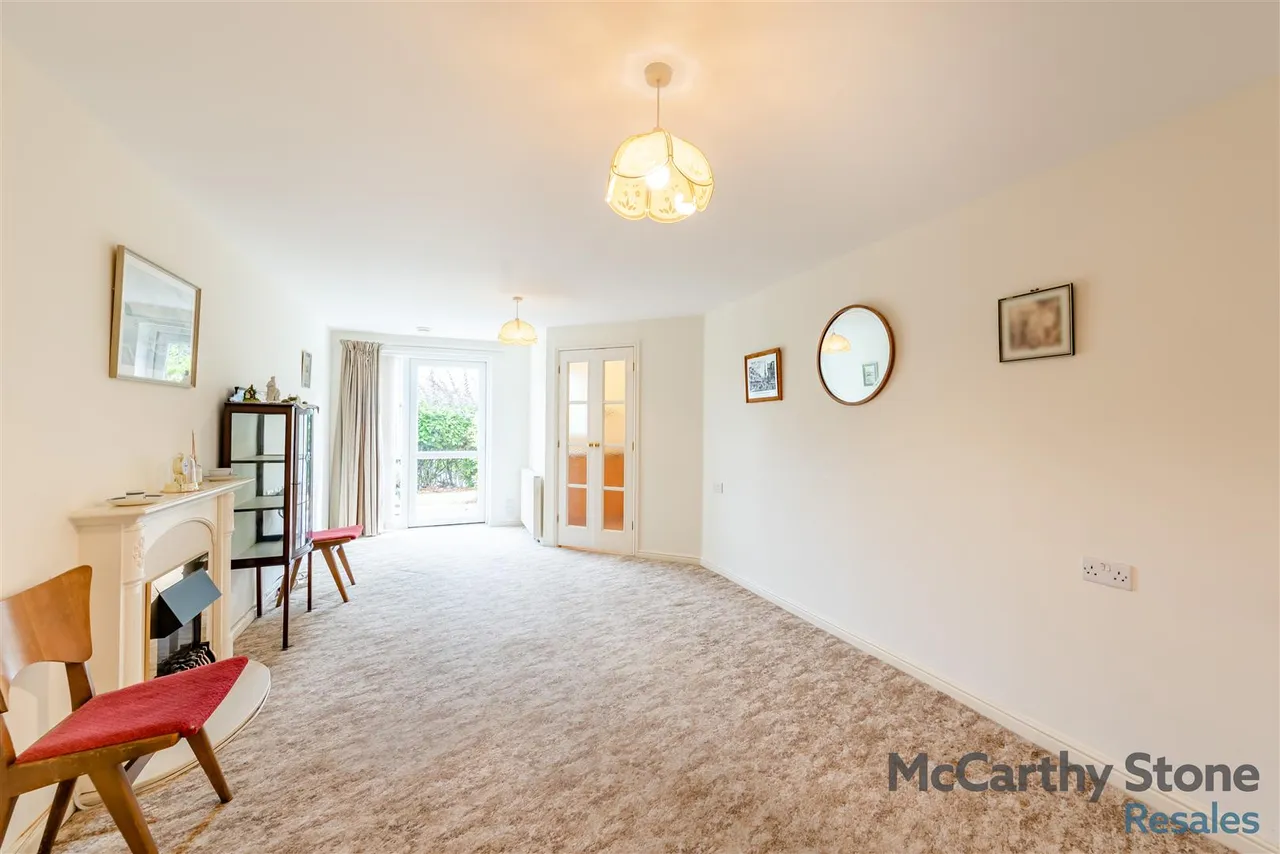 Chester Road, Little Sutton, CH66, photo 16