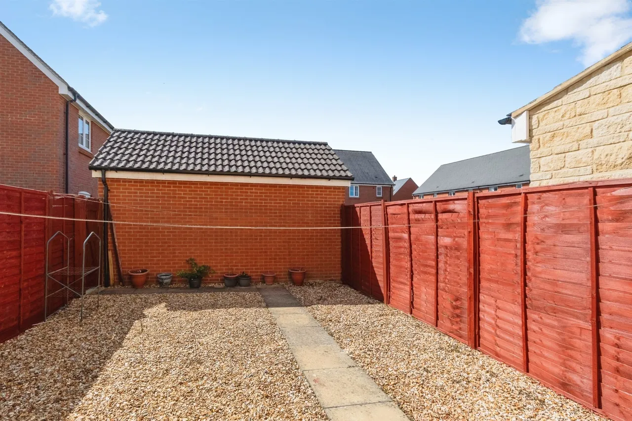 Lapwing Road, MELKSHAM, photo 12