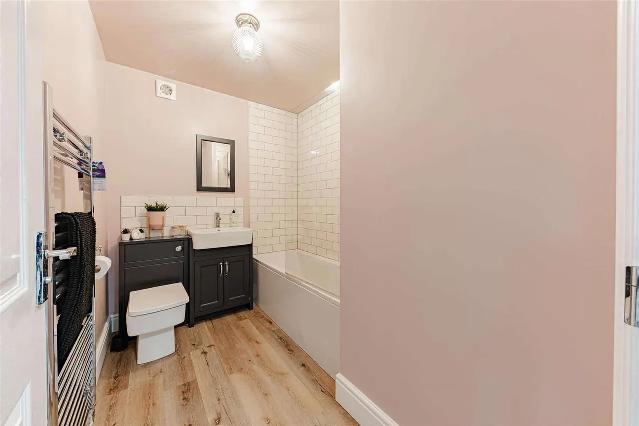 Cheney Road, Minster, Ramsgate, Kent, CT12 4BG, photo 29