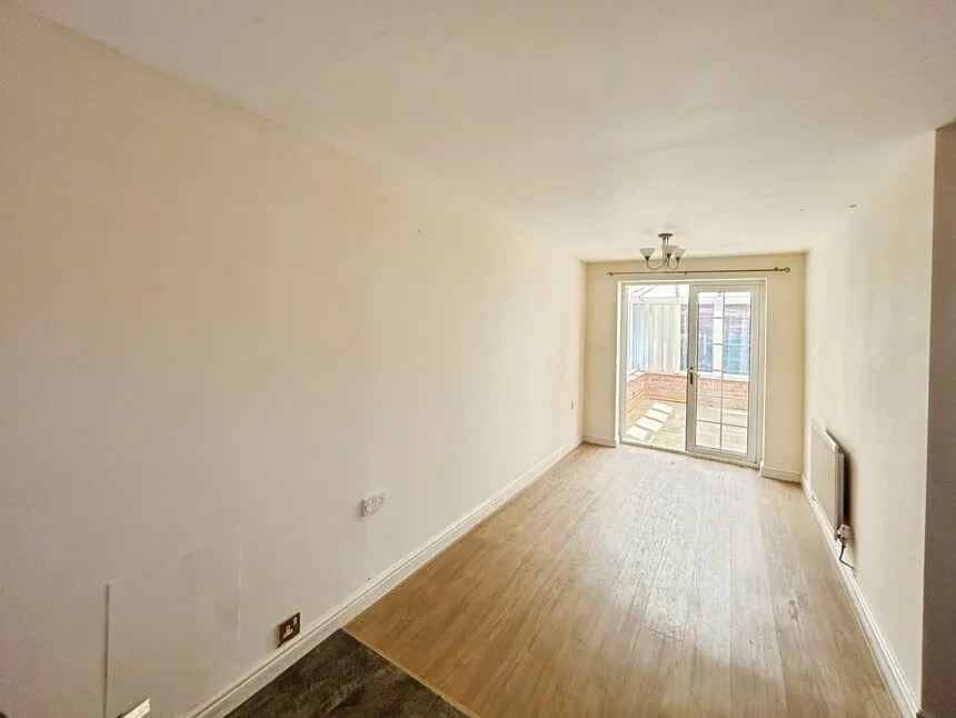 Park View, Newhall, Derbyshire, DE11, photo 5