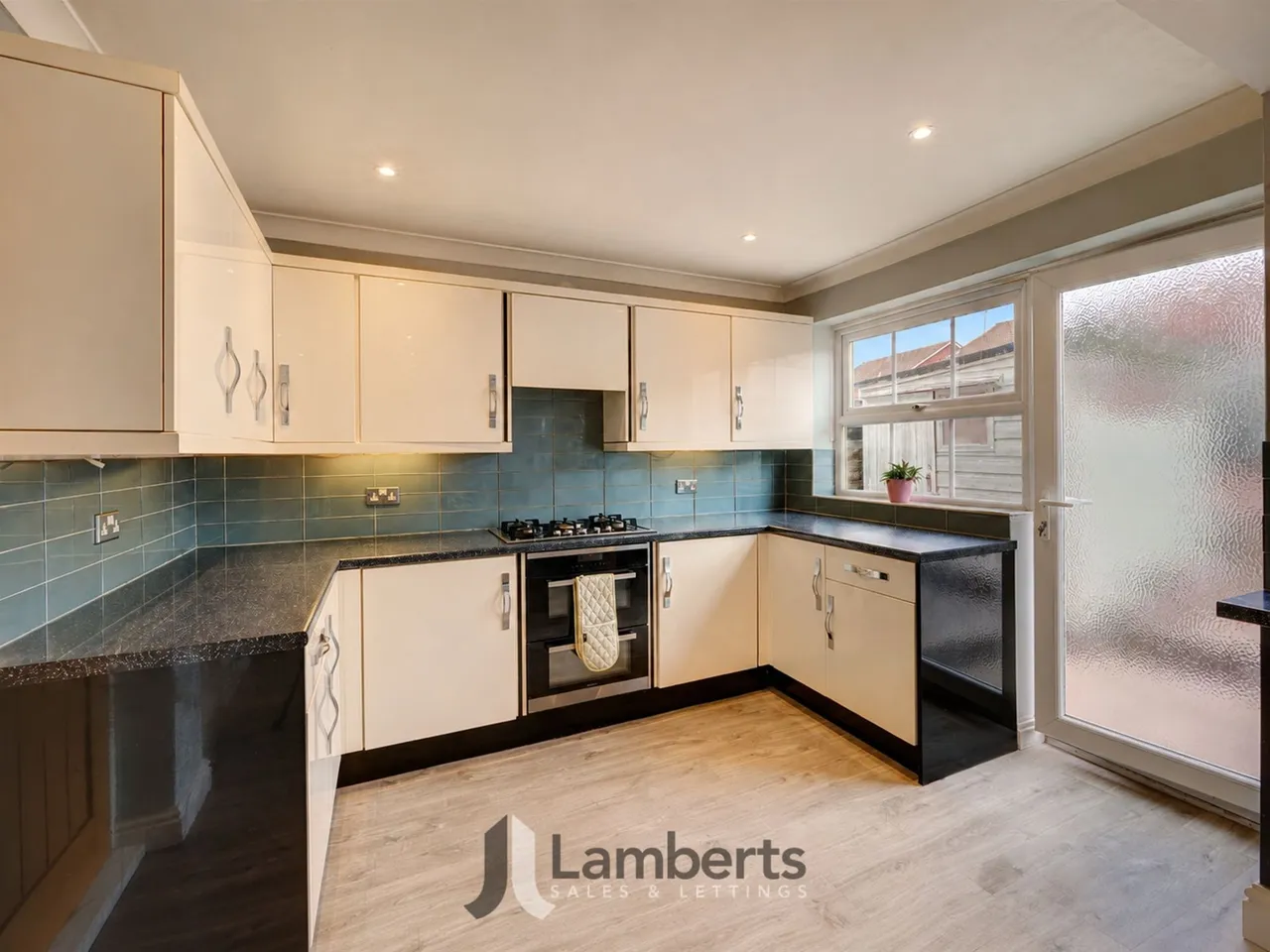 6 Maisemore Close, Redditch, photo 3
