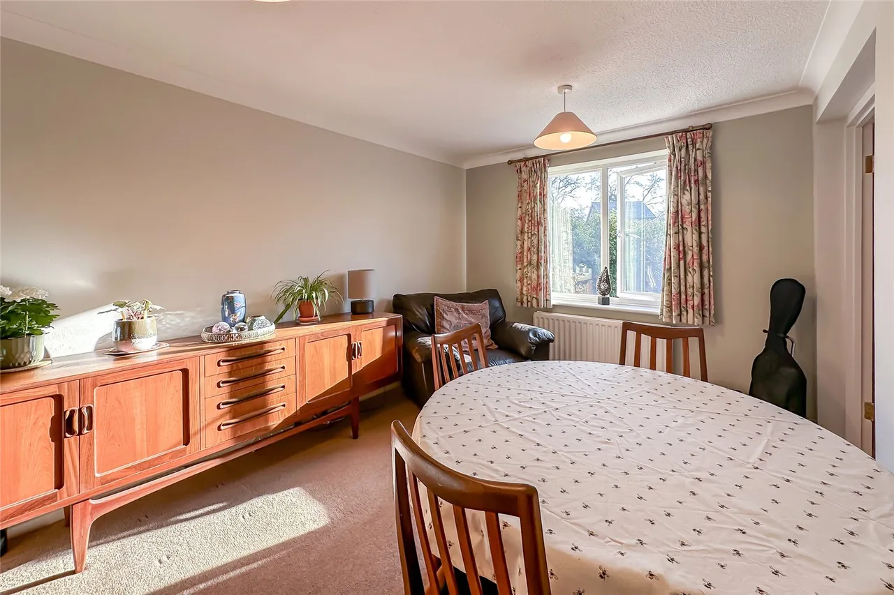 Welbeck Rise, Harpenden, Hertfordshire, AL5 1RT, photo 3