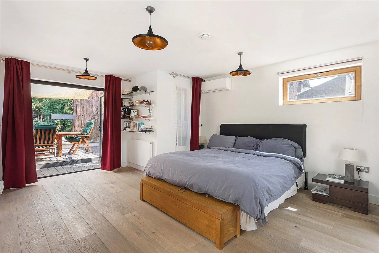 Parsifal Road, London, photo 18