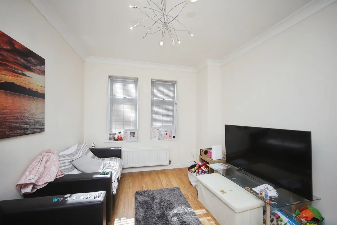 Burge Crescent, Cotford St. Luke, Taunton, photo 4