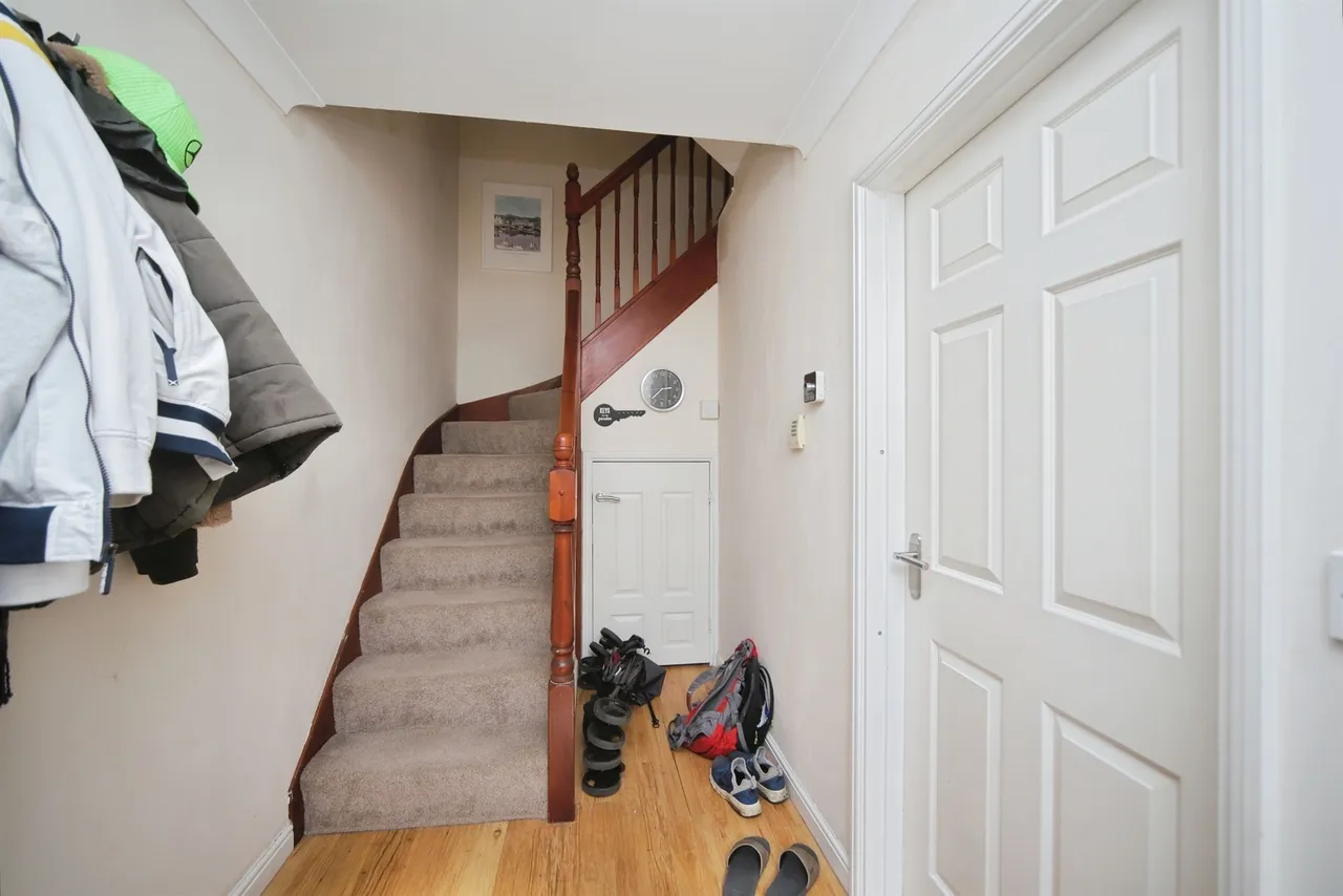 Burge Crescent, Cotford St. Luke, Taunton, photo 10