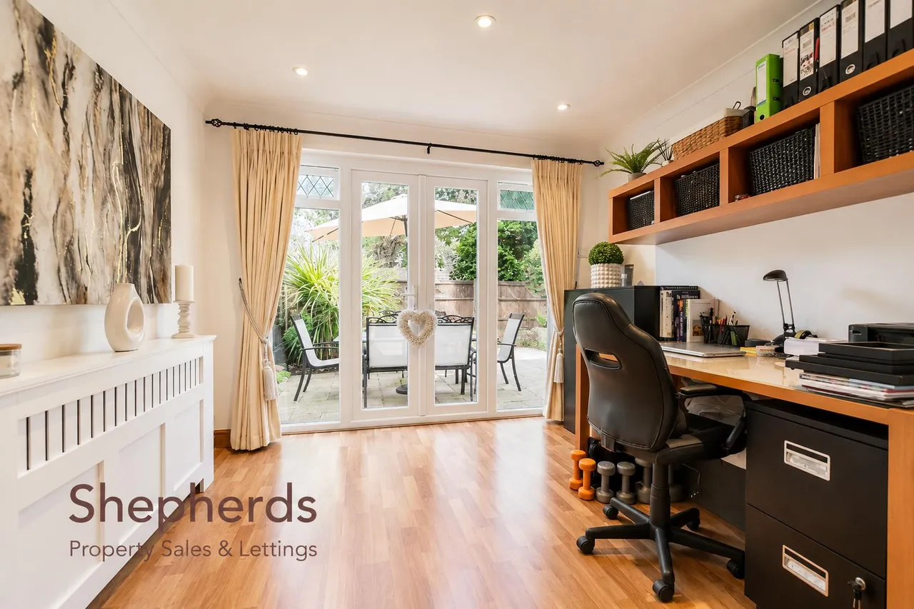 Perrysfield Road, Cheshunt, EN8, photo 9