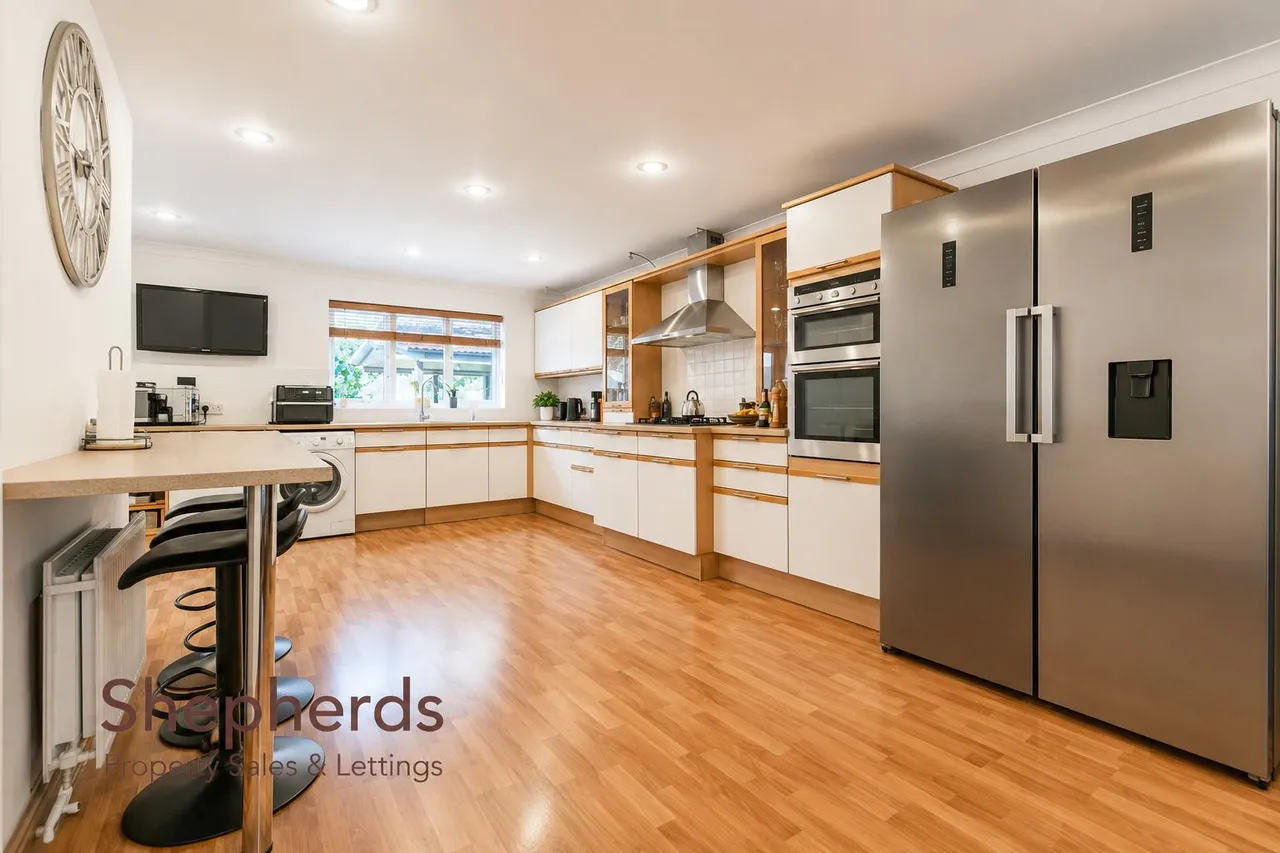 Perrysfield Road, Cheshunt, EN8, photo 7