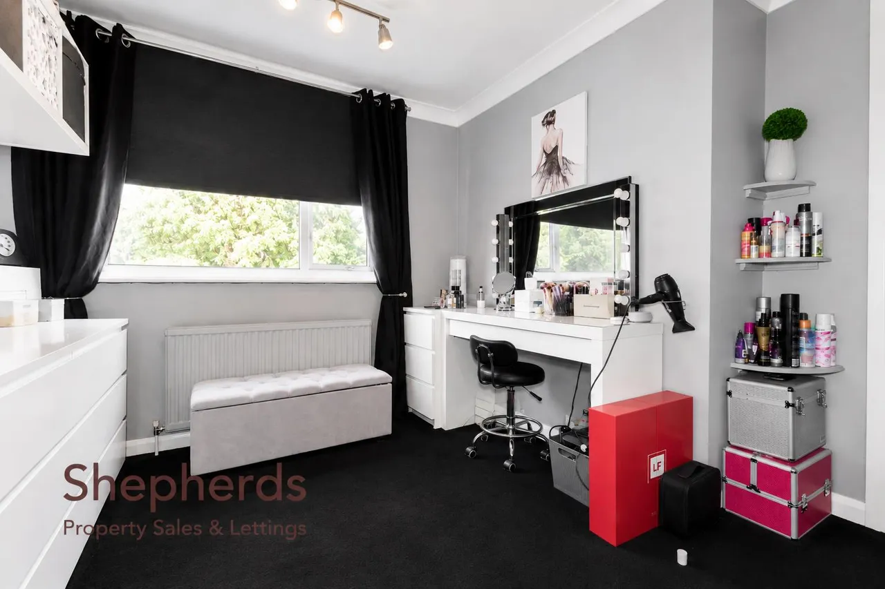 Perrysfield Road, Cheshunt, EN8, photo 20