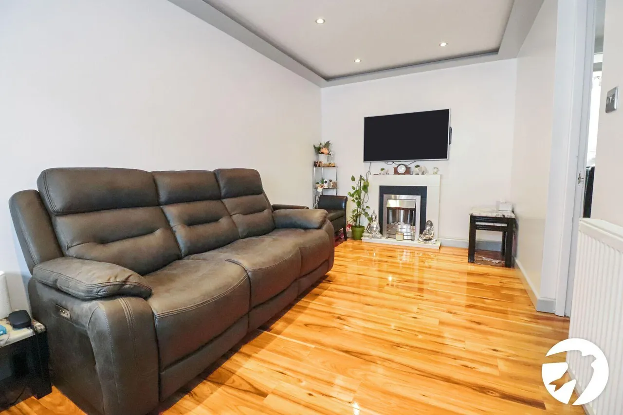 Parkway, Erith, DA18, photo 13