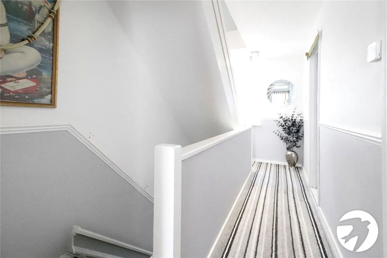 Parkway, Erith, DA18, photo 19