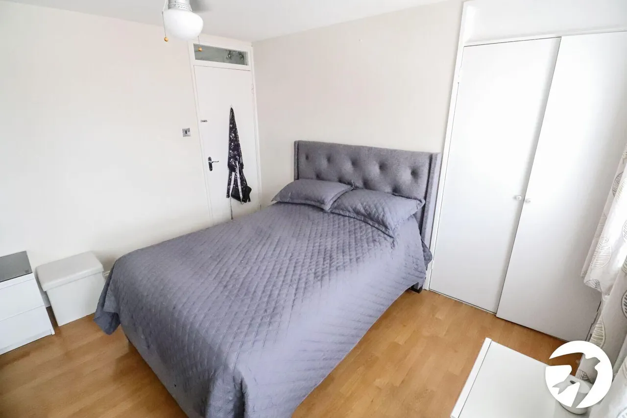 Parkway, Erith, DA18, photo 17