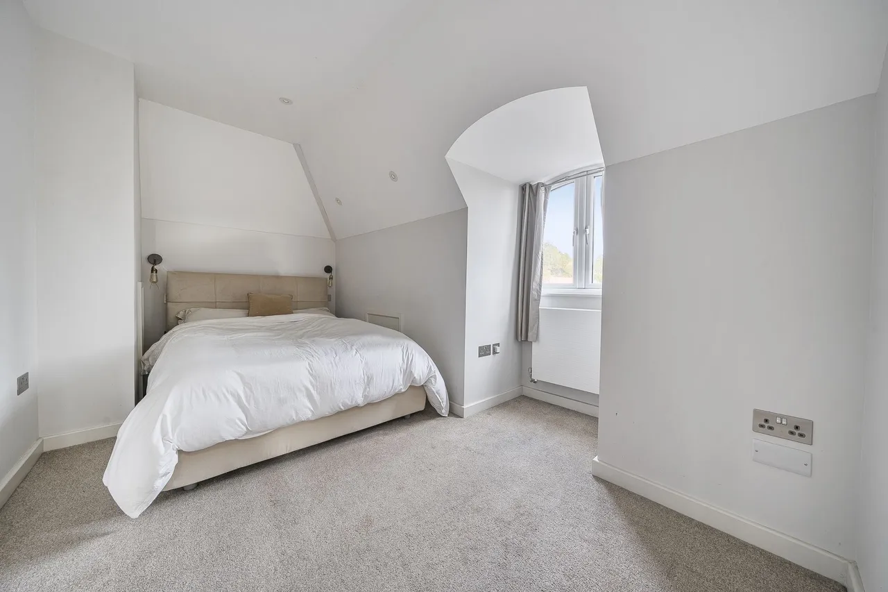 Station Road, RH20, photo 14
