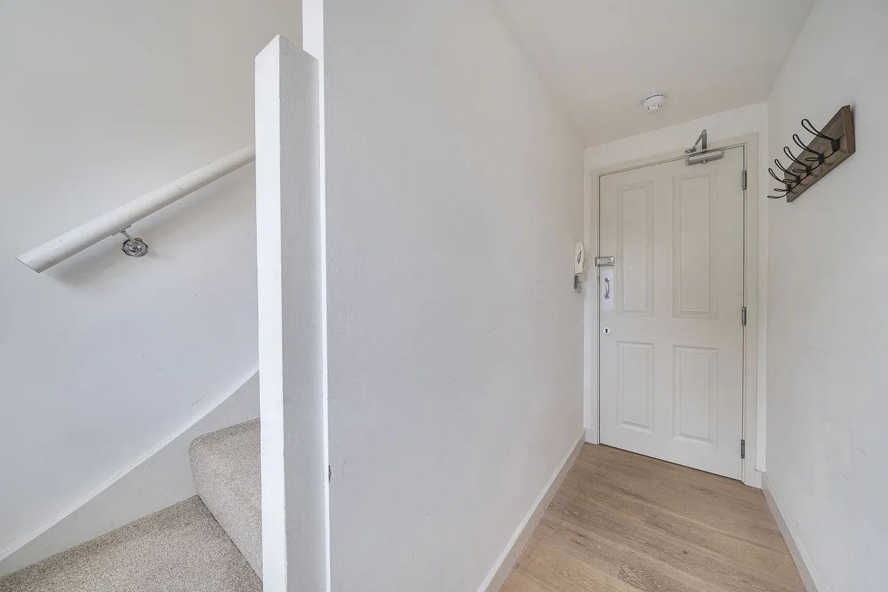 Station Road, RH20, photo 6