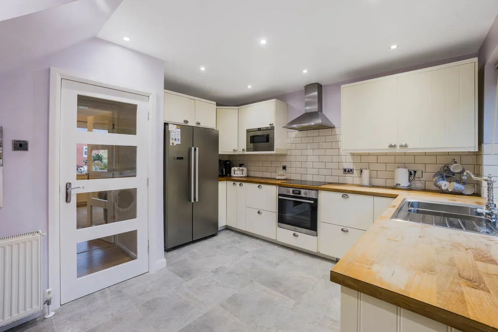 Shore Road Littleborough, Littleborough OL15 9LH, photo 5