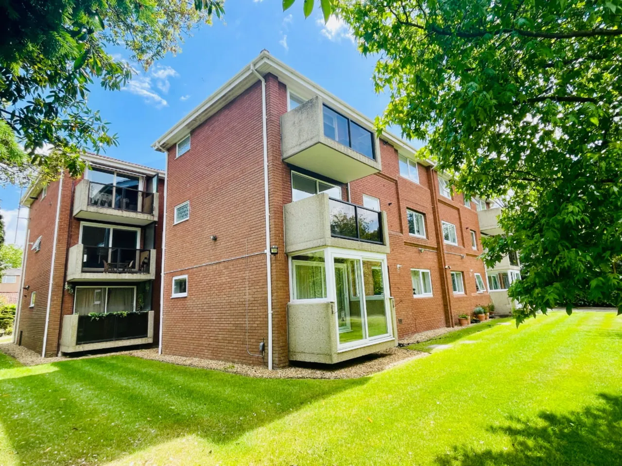 2 bed flat for sale — Wimborne Road, Bournemouth, BH2 6LZ