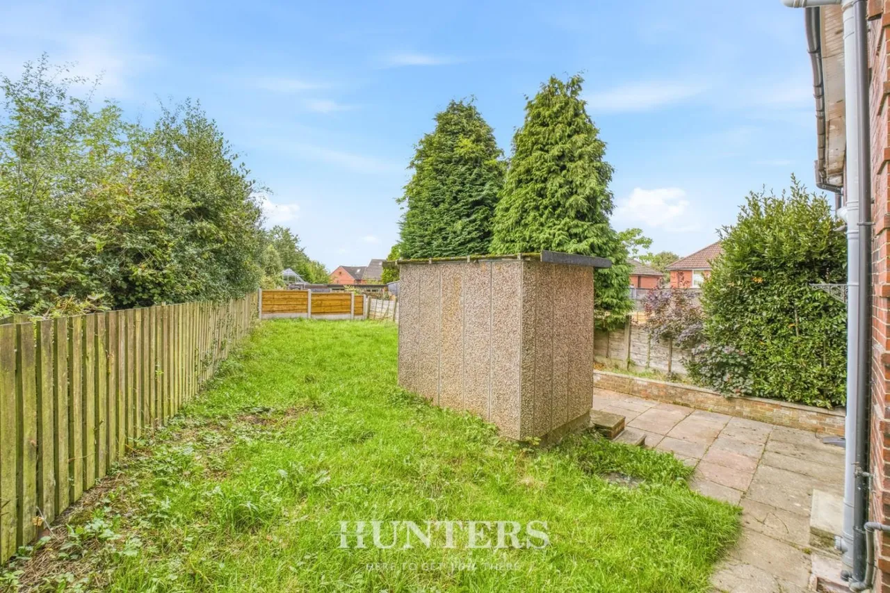 Chatburn Square, Castleton, OL11, photo 18