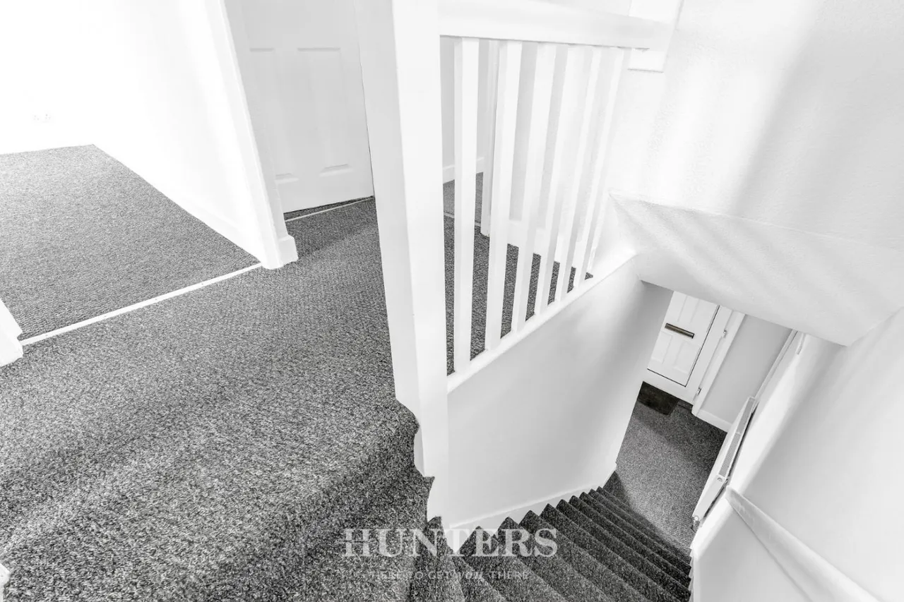 Chatburn Square, Castleton, OL11, photo 9