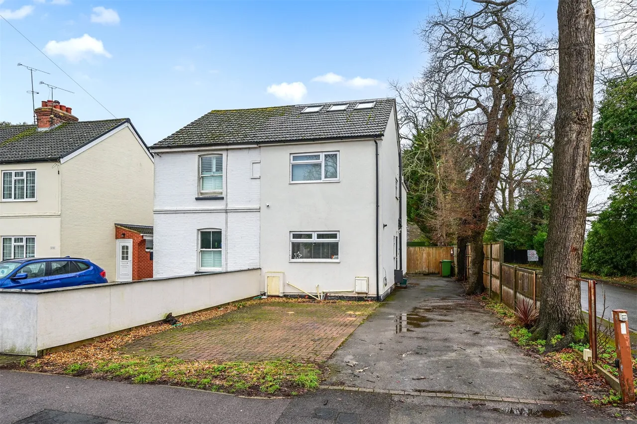 Mytchett Road, Mytchett, Camberley, GU16 6AH, photo 13
