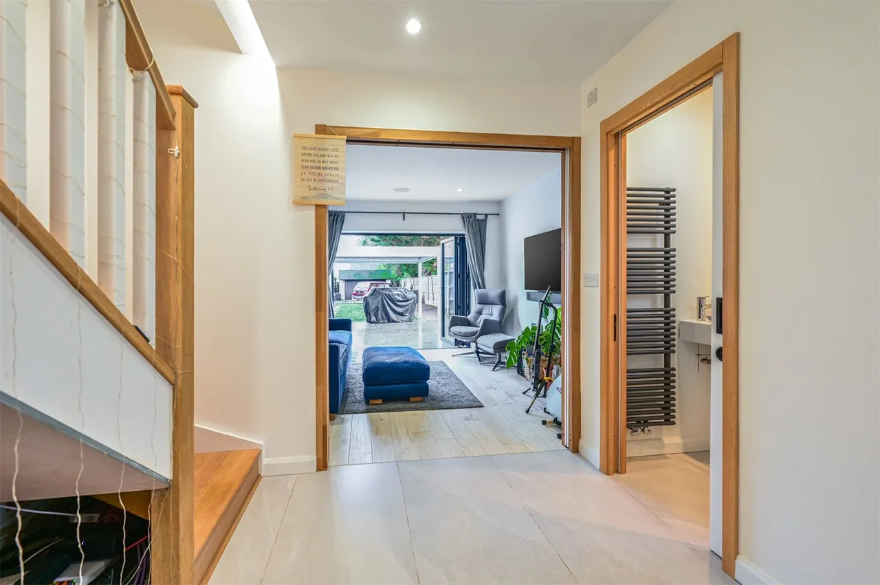 Mytchett Road, Mytchett, Camberley, GU16 6AH, photo 5