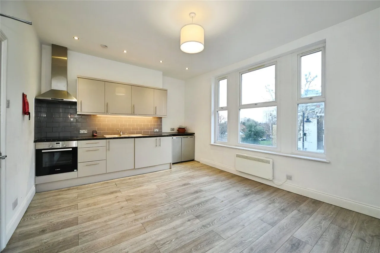 Cedar Road, London, Ch, N17, photo 4