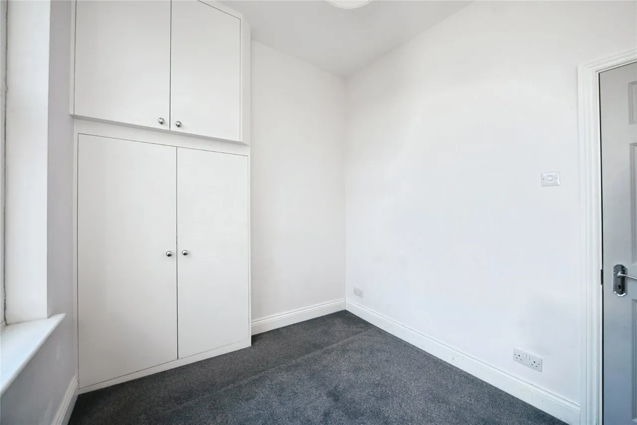 Cedar Road, London, Ch, N17, photo 20