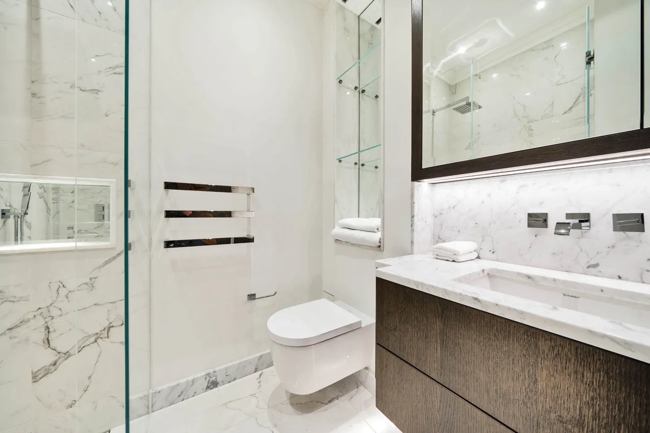 Flat 5, 21-22 Prince of Wales Terrace, photo 6