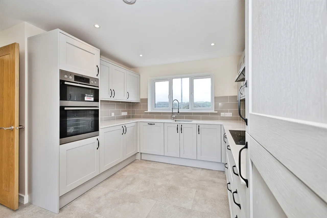 Valley View, Combe St. Nicholas, TA20, photo 15