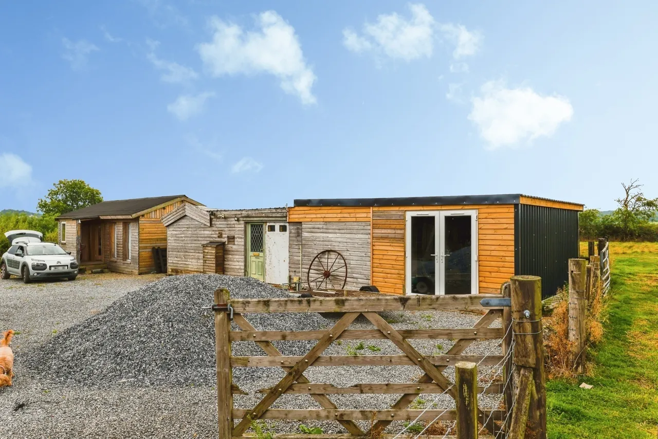 Cwmduad, Carmarthen, SA33, photo 3