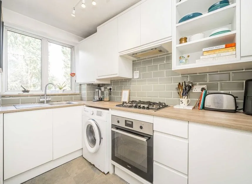Hanger Vale Lane, Ealing, W5, photo 3