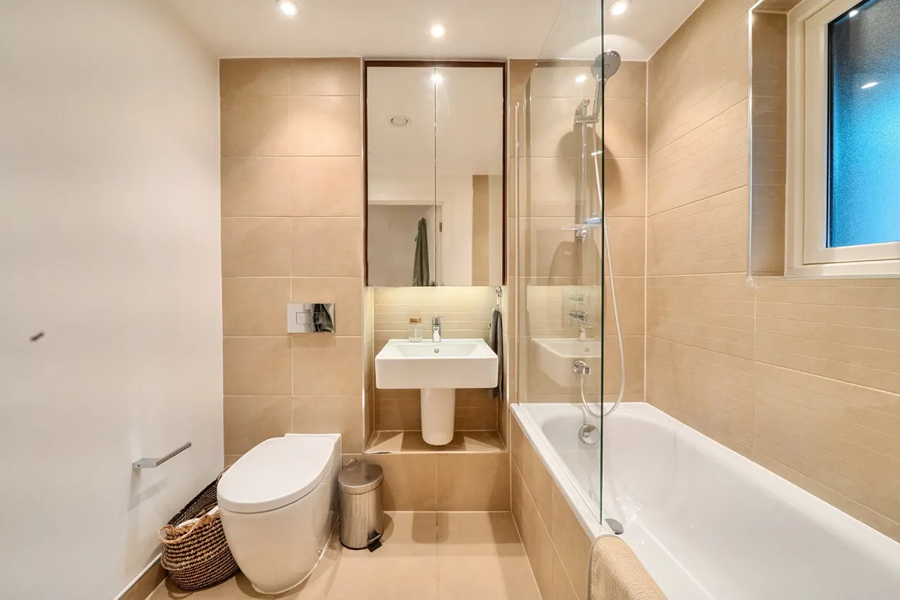 Bradley Road, Clapham, London, SW4, photo 5