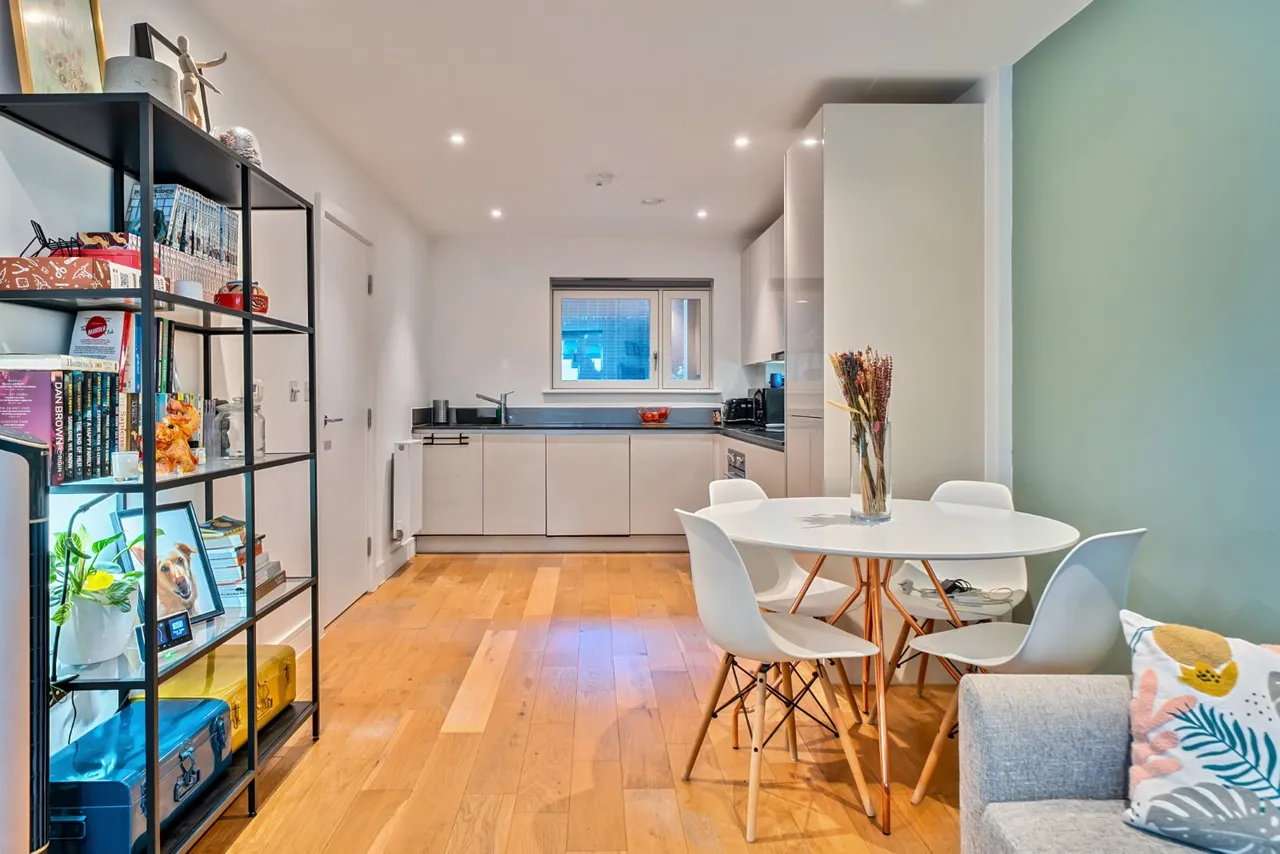 Bradley Road, Clapham, London, SW4, photo 8