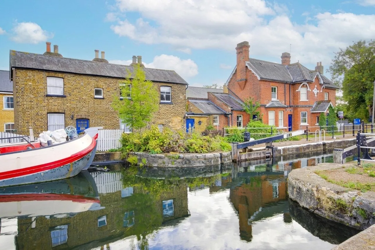 Enfield Lock, Enfield, EN3, photo 16
