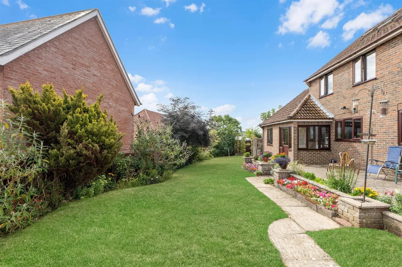 Pitts Orchard, Sturminster Newton DT10 1ER, photo 23