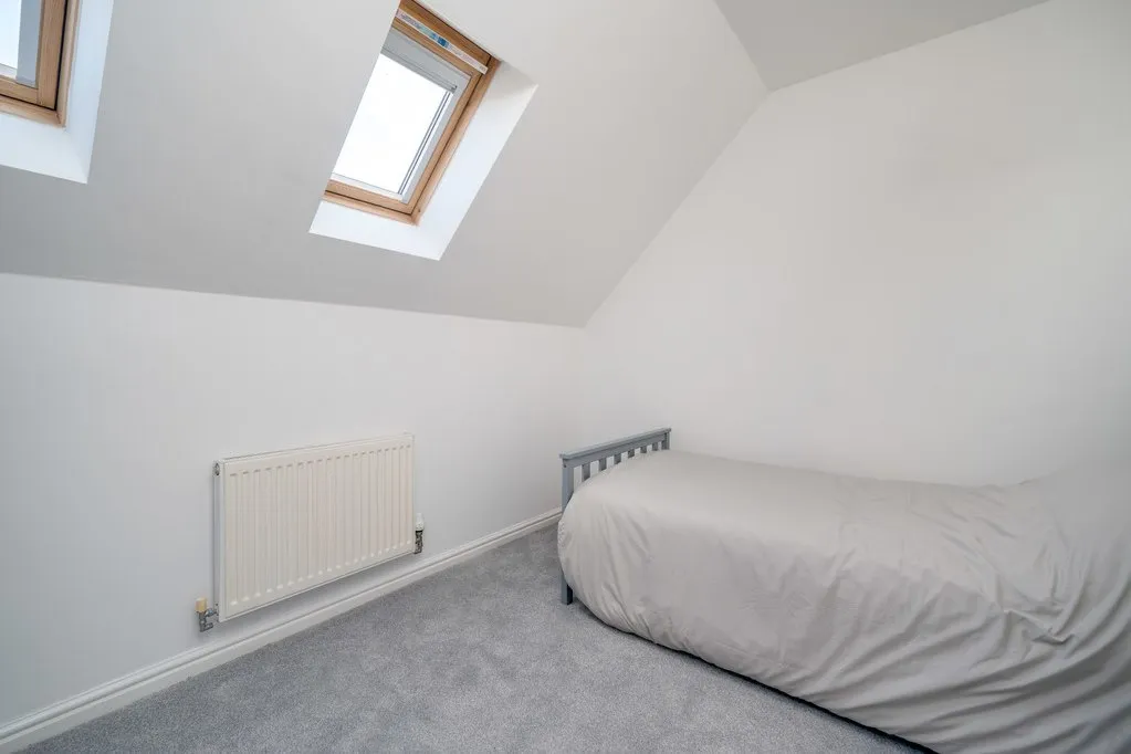 Fern View, Gomersal BD19 4PE, photo 19