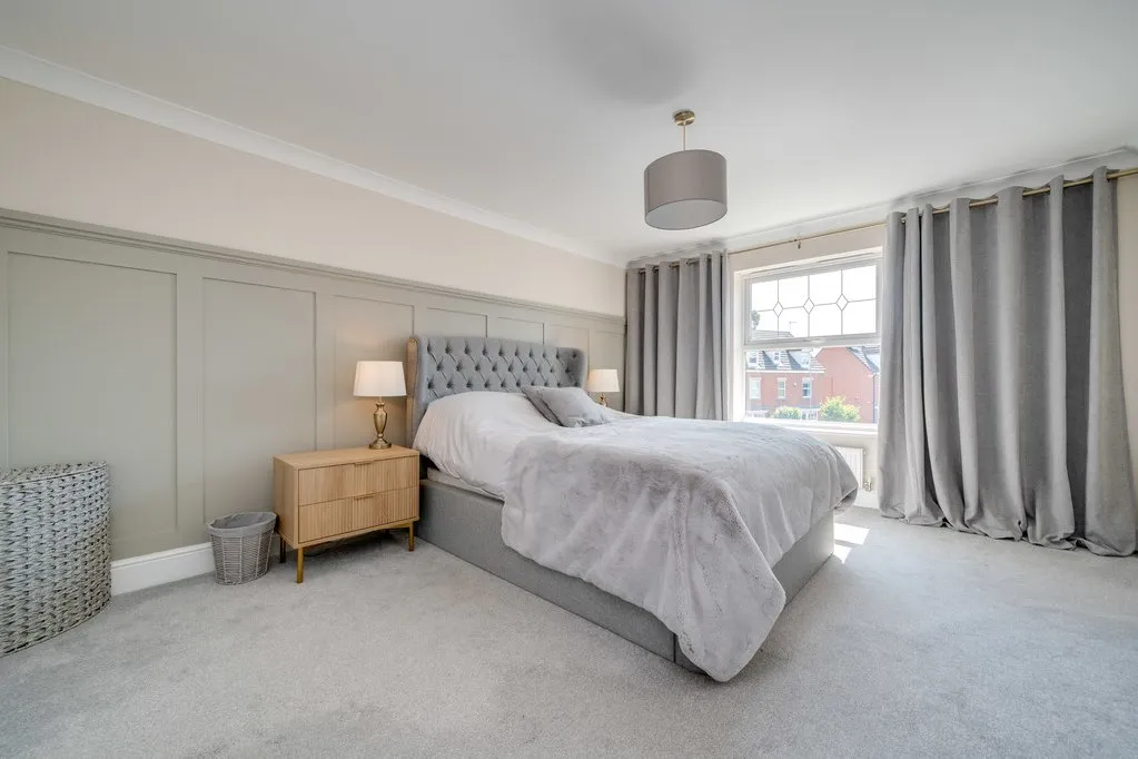 Fern View, Gomersal BD19 4PE, photo 10