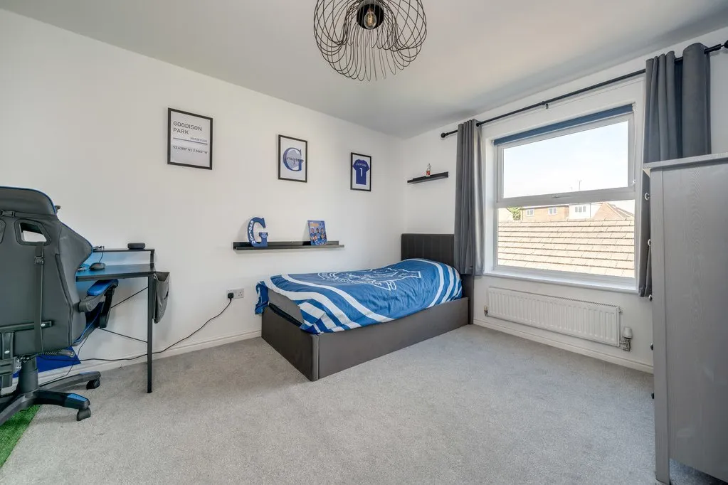 Fern View, Gomersal BD19 4PE, photo 15