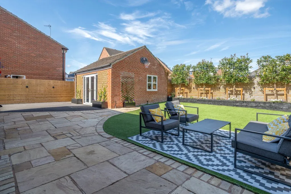 Fern View, Gomersal BD19 4PE, photo 23