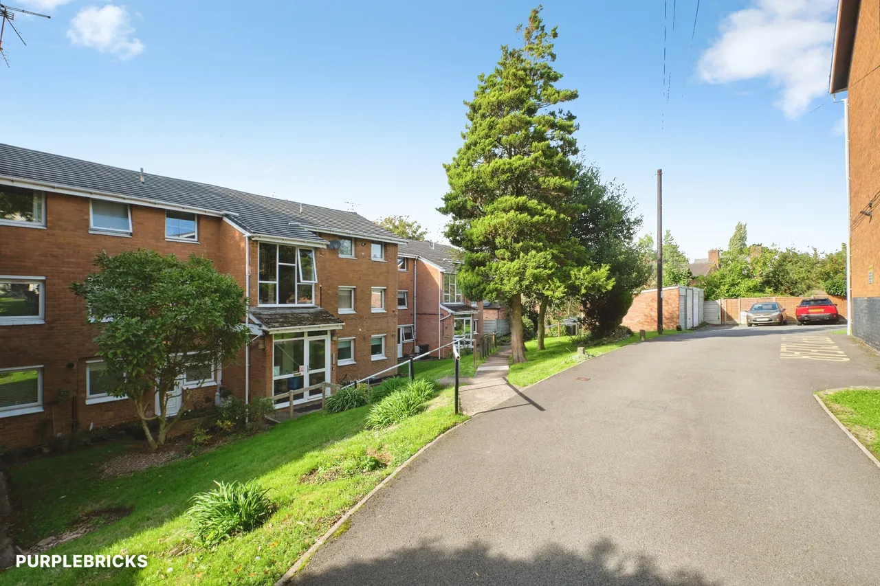 Newton Road, Birmingham, B43, photo 5
