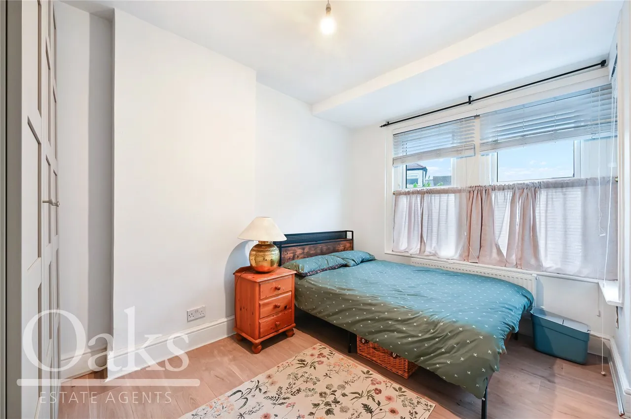 Ingatestone Road, South Norwood, SE25, photo 5