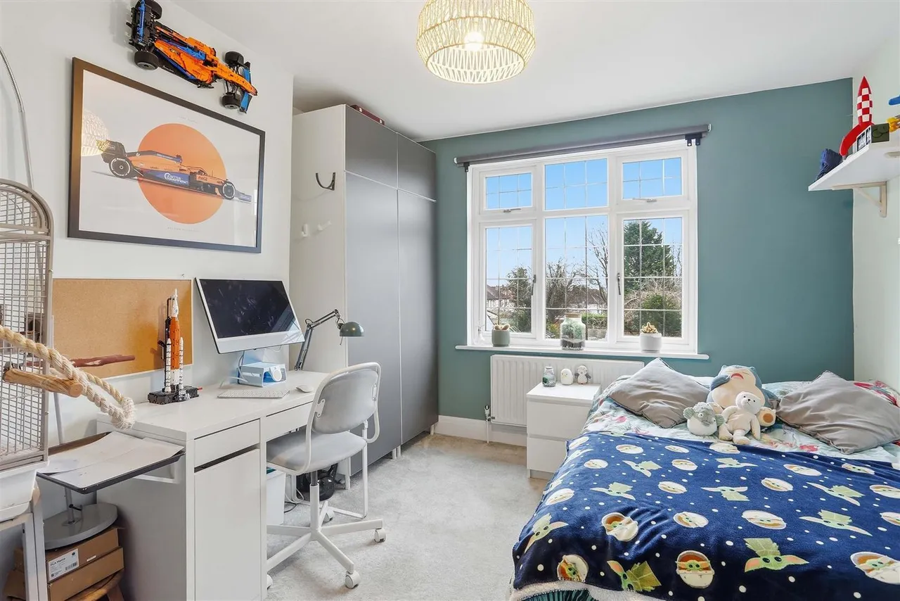 St Dunstans Hill, Cheam, Surrey, SM1 2LP, photo 18